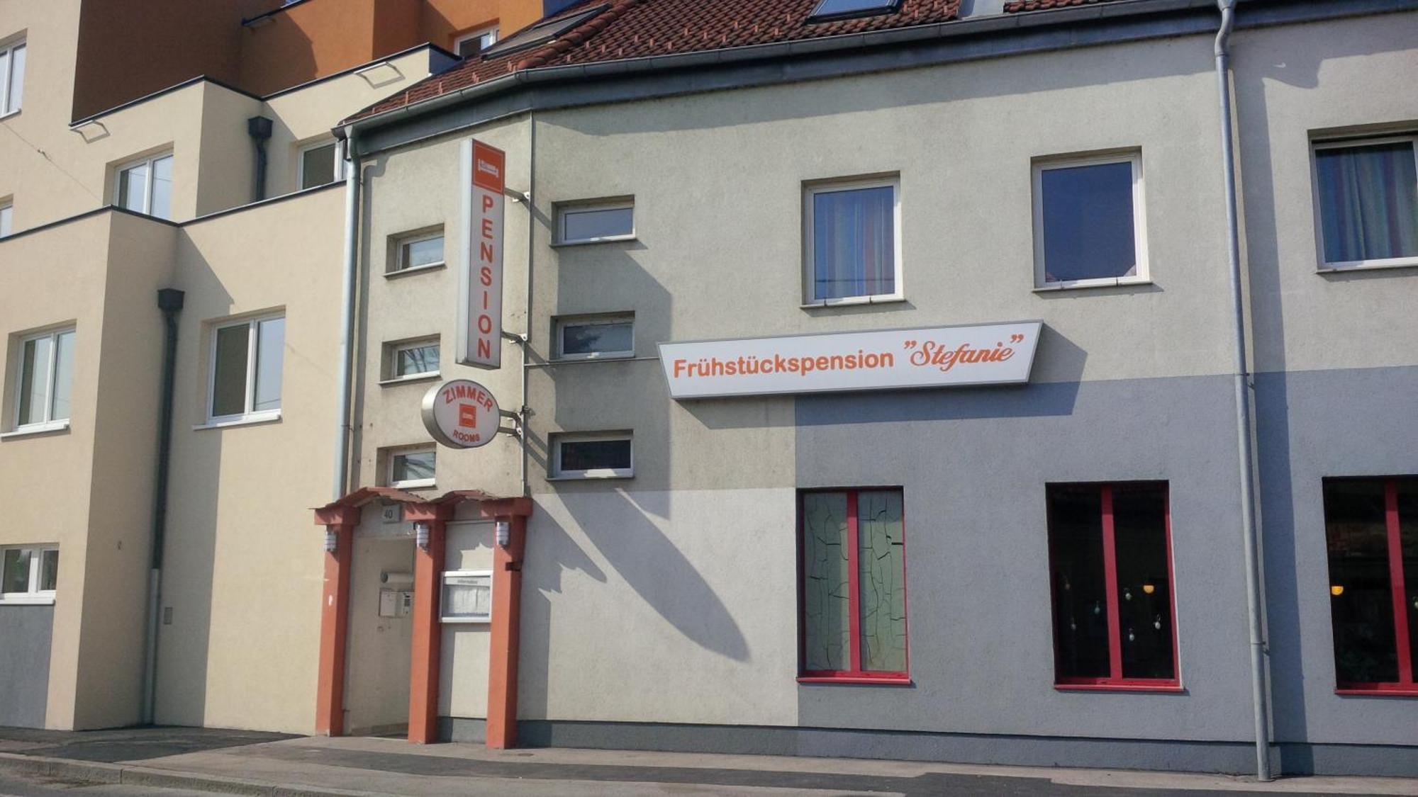 Fruehstueckspension Stefanie Вена Экстерьер фото