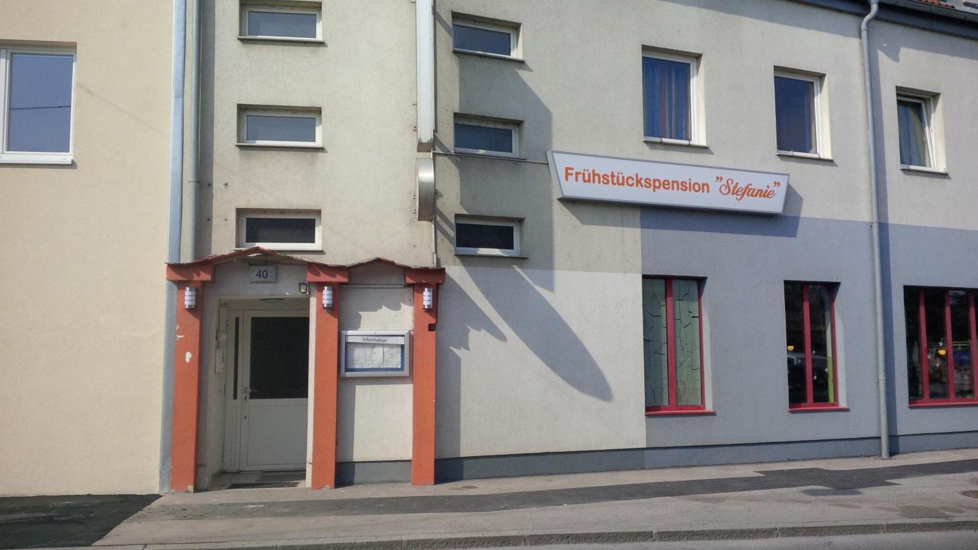 Fruehstueckspension Stefanie Вена Экстерьер фото
